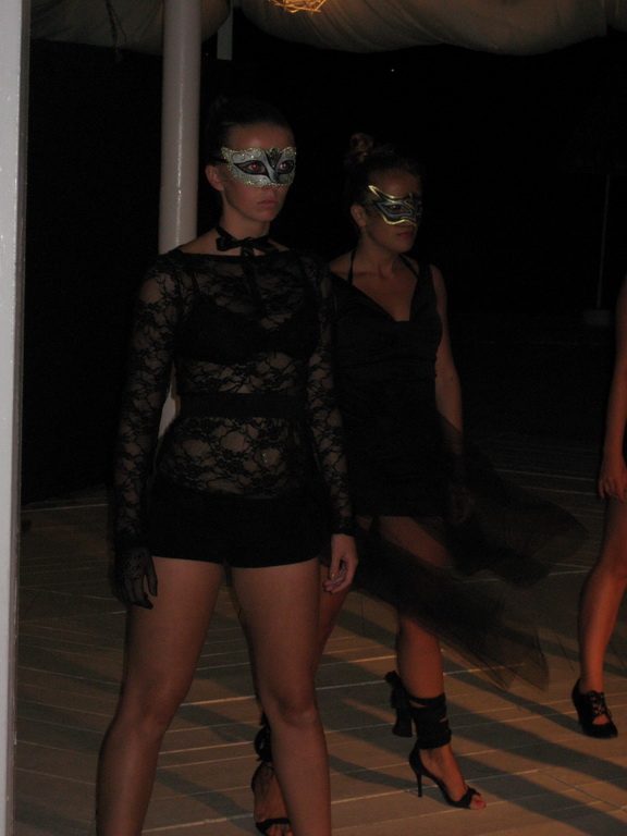 show 2011_21